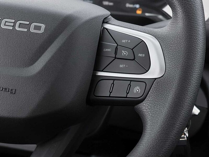 Iveco Daily 35C16H 3.0 D Doppelkabine Pritsche